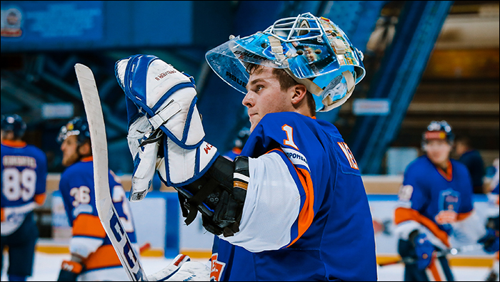 Мельничук без маски-текст.jpg